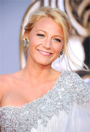 pŮBlake Livelyۡ錚