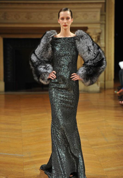 Alexis Mabille:白天鵝貴婦羽毛裝