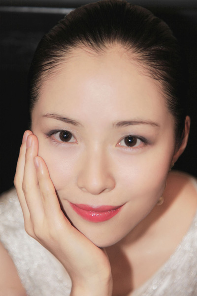 江一燕美容寫真精致迷人
