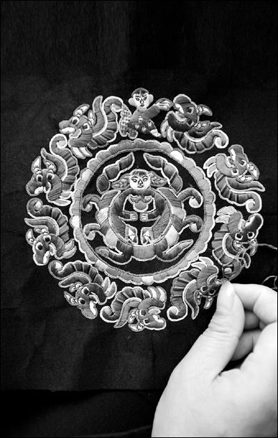 苗繡藝術——中國的第五大刺繡