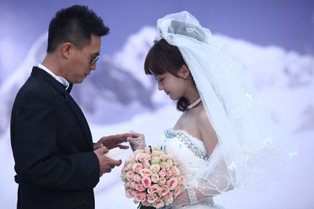 《北京青年》收官 “壞小子”杜淳奉子成婚