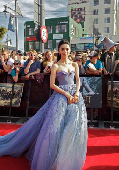 《霍比特人》新西蘭全球首映 姚晨精靈公主造型亮相