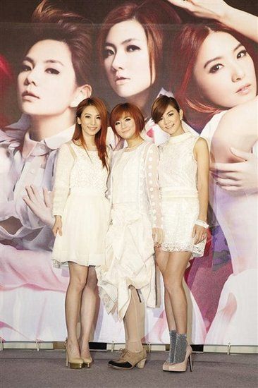 S.H.E確定上央視春晚 將以《SUPER STAR》開場