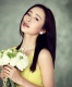 江一燕淡妝封面大片靈動如水