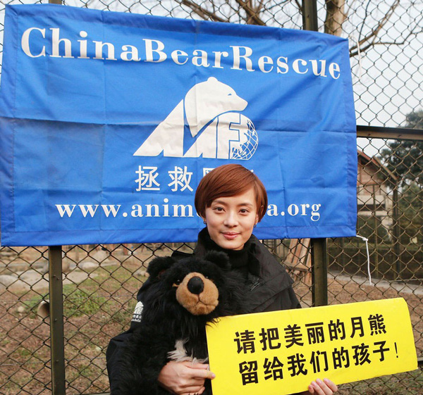 孫儷素顏短發現身 范冰冰素顏女神