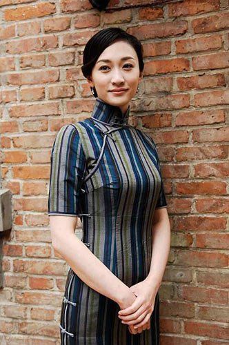 李小冉曝已孕 明星爭相當“辣媽”