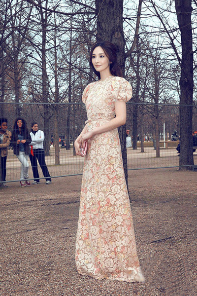 吳佩慈九頭身仙女造型回顧 懷孕4個月缺席時裝周