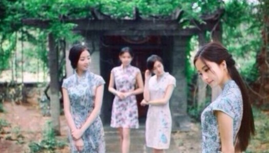 北大美女旗袍照走紅 網友誓要考北大看旗袍美女