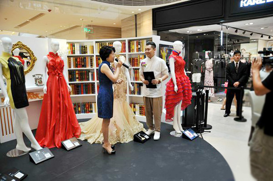 SCFASHION.Wҫ ͑׃չ