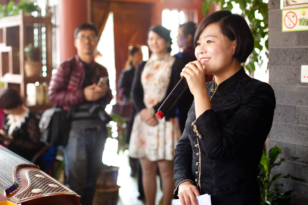 西安38名旗袍愛好者三月話茶歡聚女人節