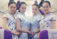 昆明至上海浦東航班首航空姐旗袍婉約亮相